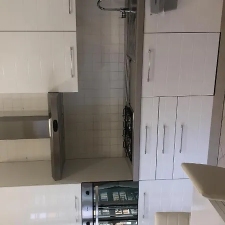 Maison Flores Deluxe * باري